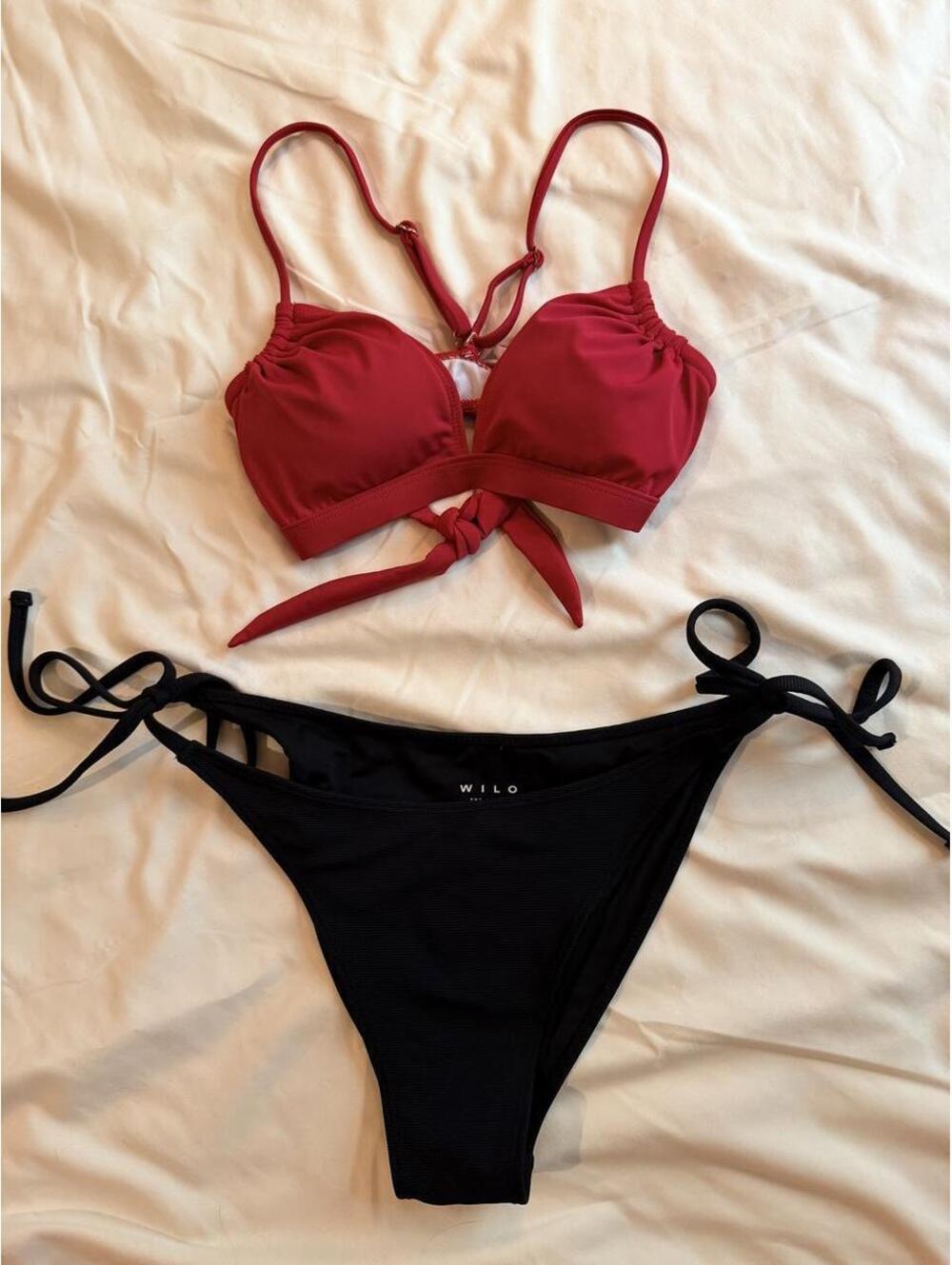 ❤️ Red Ruched Tie-Back Bikini Top — Small - Picture 2 of 5
